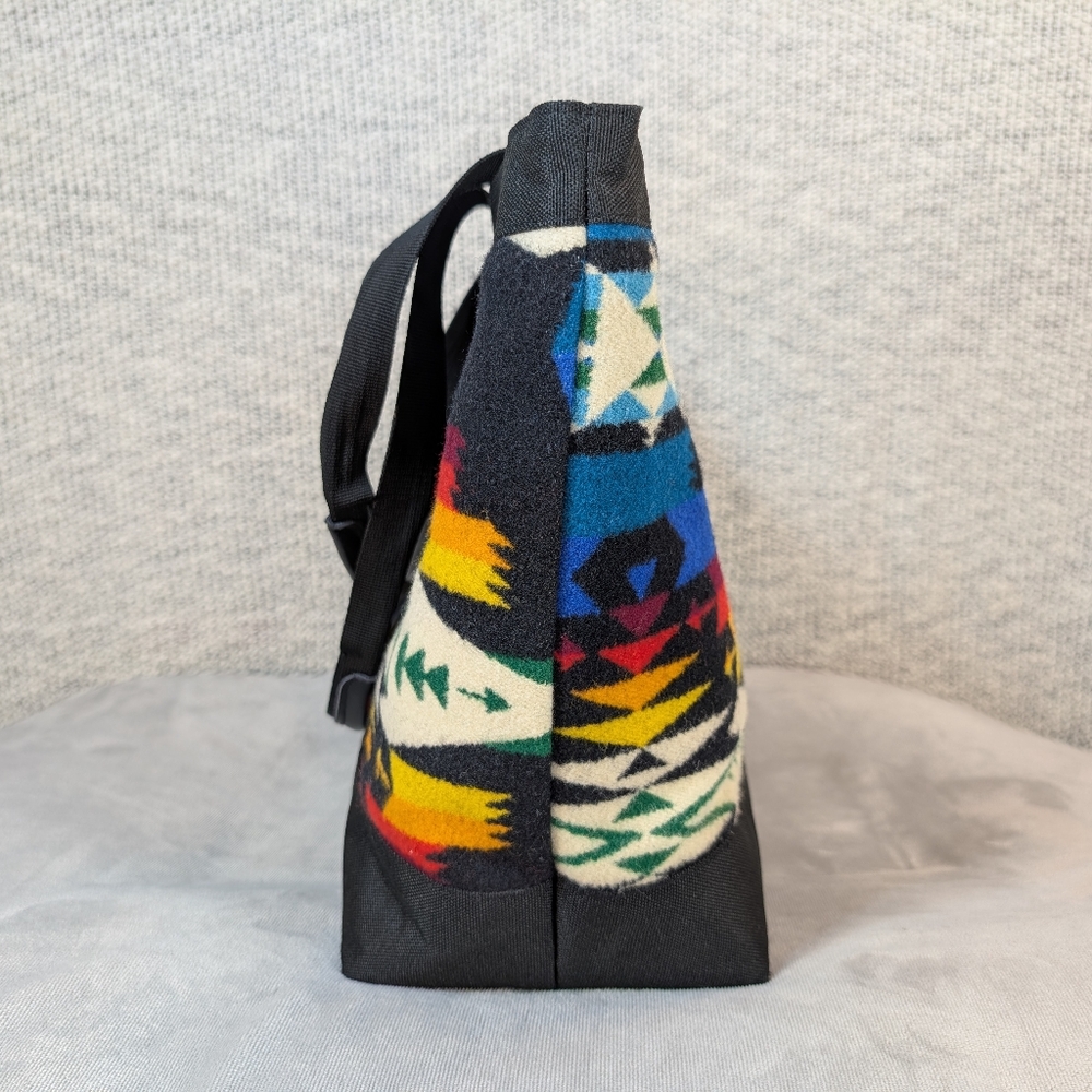 Pendleton Zip Tote Bag Aztec Southwest Western Wool Exterior Leather Handles EUC - Picture 7 of 12